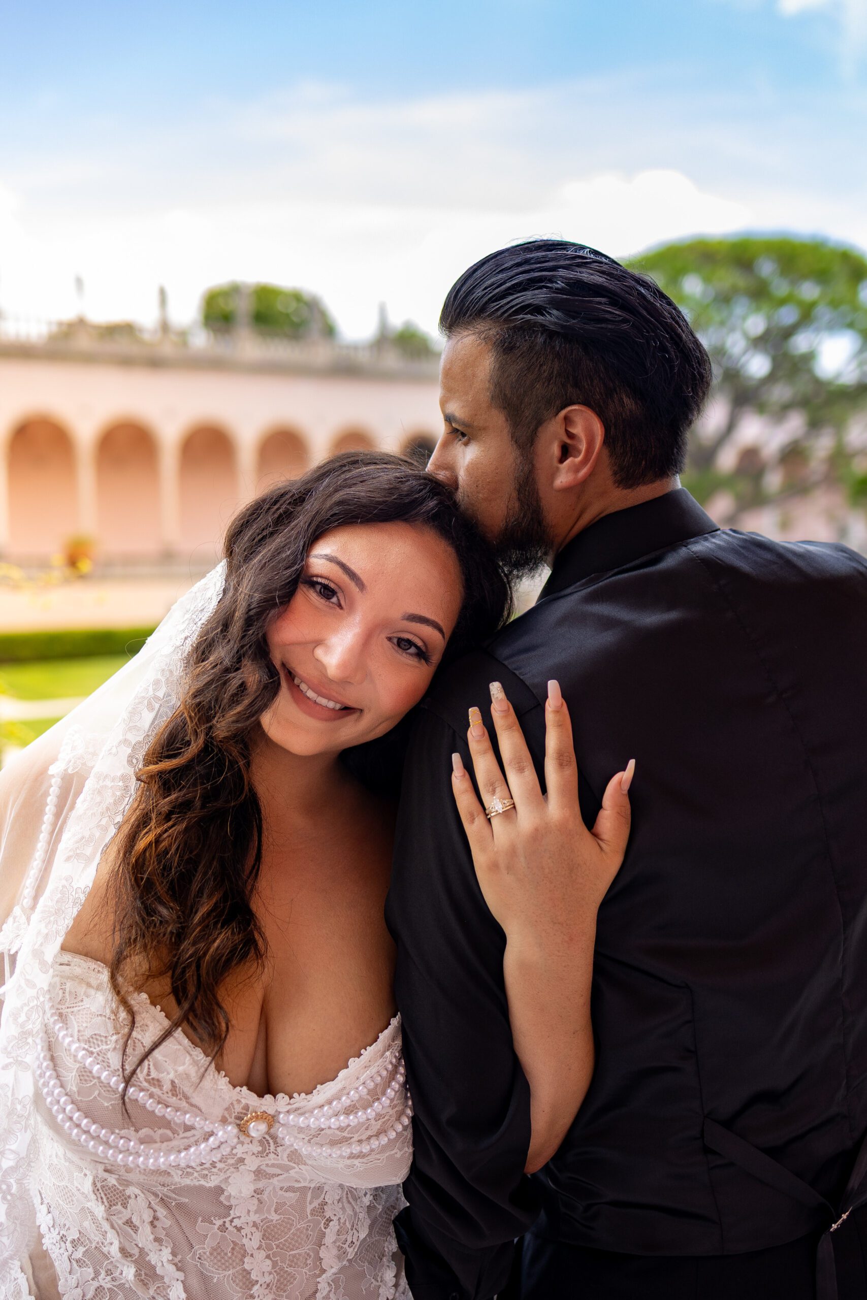 Portraits of a couple eloping in Florida