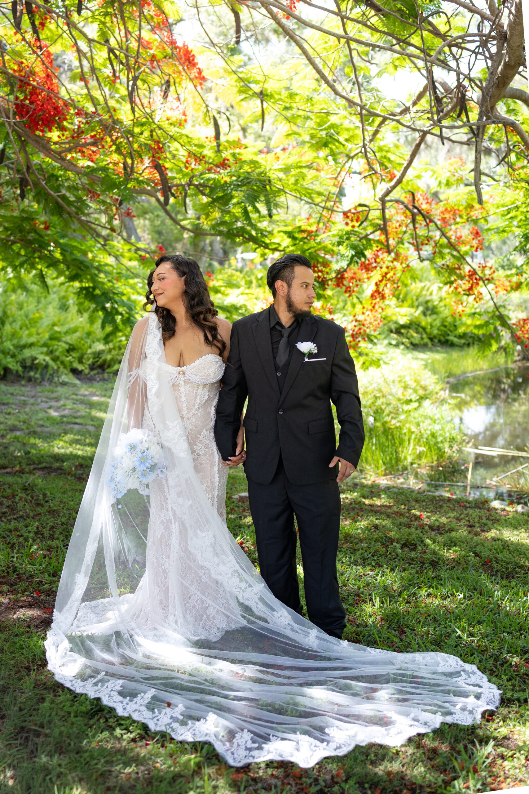 Stunning photo of a Florida elopement surrounded by nature